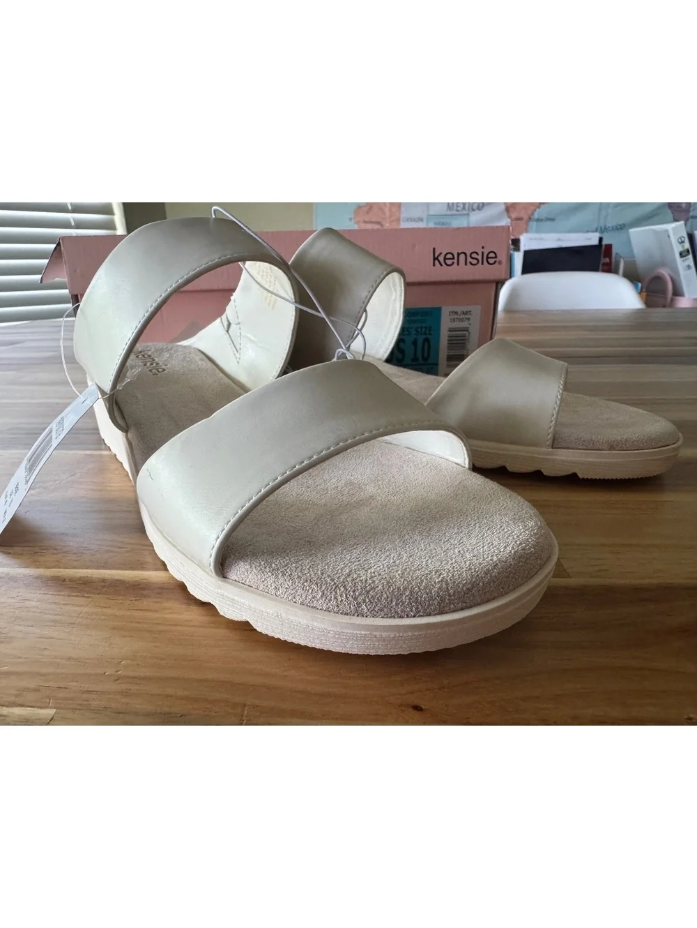Kensie step into